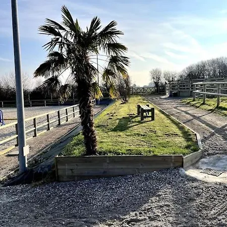 Le Haras Proche De Wimereux Et Wissant Beuvrequen